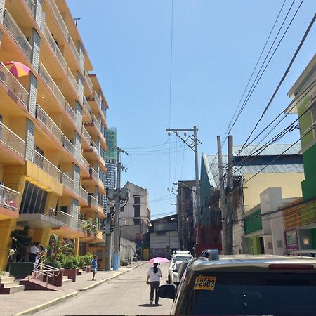 Crossroads Hostel Manila Mandaluyong Luaran gambar