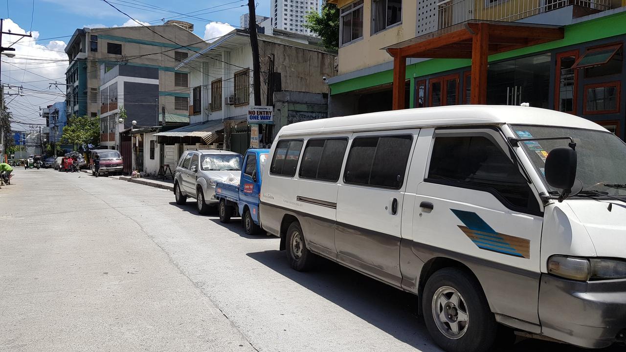 Crossroads Hostel Manila Mandaluyong Luaran gambar
