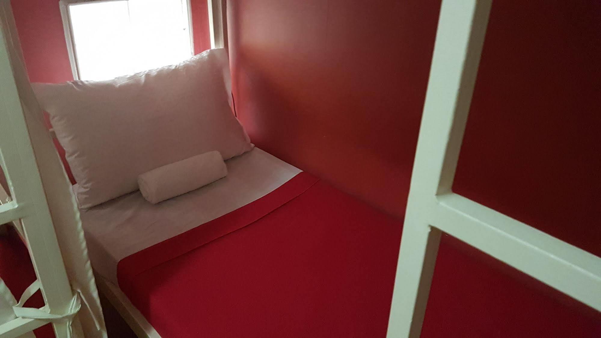 Crossroads Hostel Manila Mandaluyong Luaran gambar